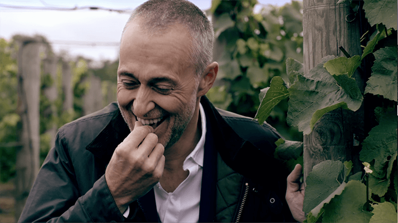 Pioneers in producing award-winning sparkling wine in England – Michel Roux Jr. visits Ridgeview in the latest episode of The Craftsmen’s Dinner